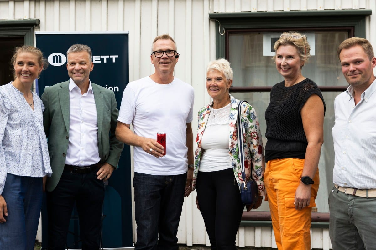 Panel og deltakere, fra venstre: Elisabeth Rustad-Nilssen (Håndverksgruppen), Thomas Schwenke (Håndverksgruppen), Petter Gulli (Moderator), Arnhild Gjønnes (NHO), Hanne Iversen Rye (Storebrand), Stian Eide Myhre (Fredensborg Bolig)